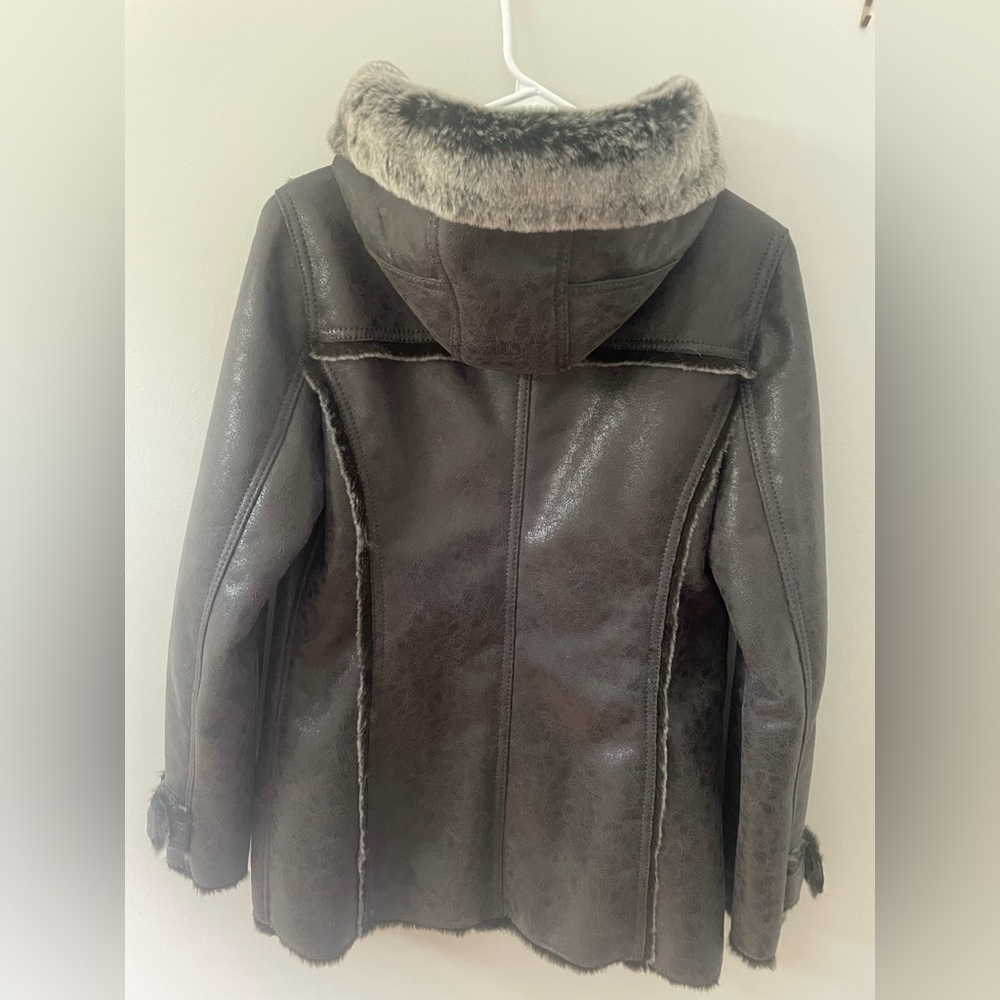 laundry coat - Picture 2 of 4